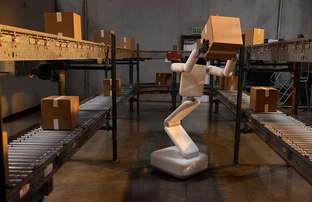 The Eno robot moves boxes in a warehouse in Sunnyvale, Calif.